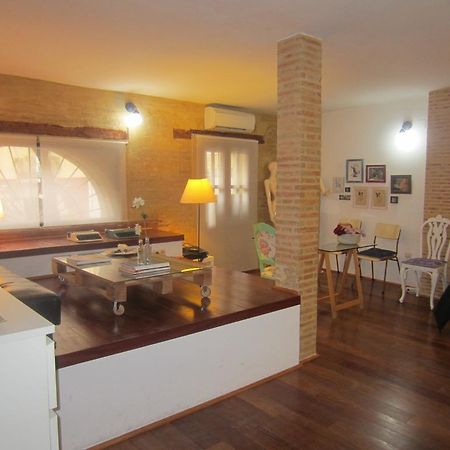 Living Valencia Studio Serranos Apartment Room photo